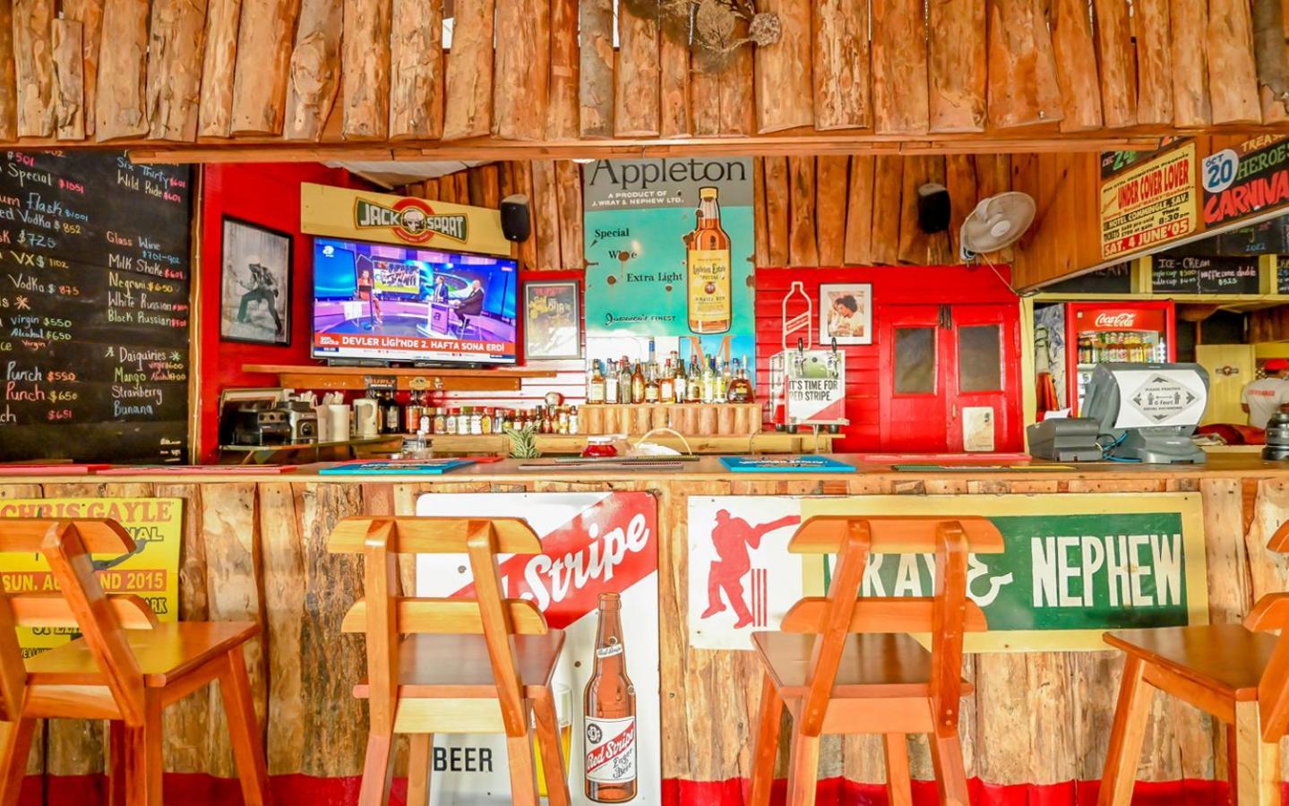 Jakes Hotel トレジャー・ビーチ エクステリア 写真